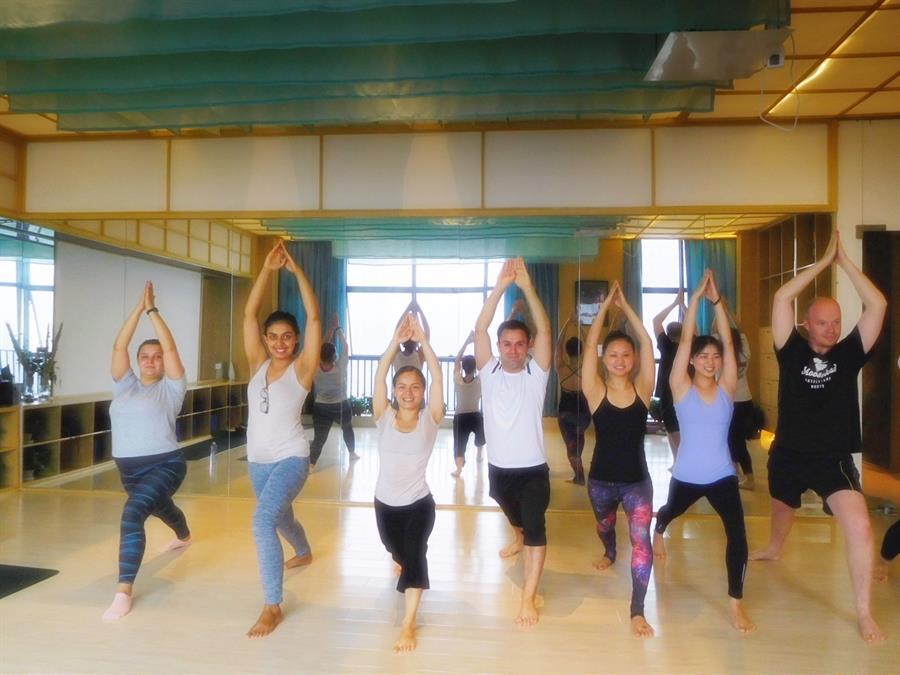 Sai Yoga studio Early yoga flow students